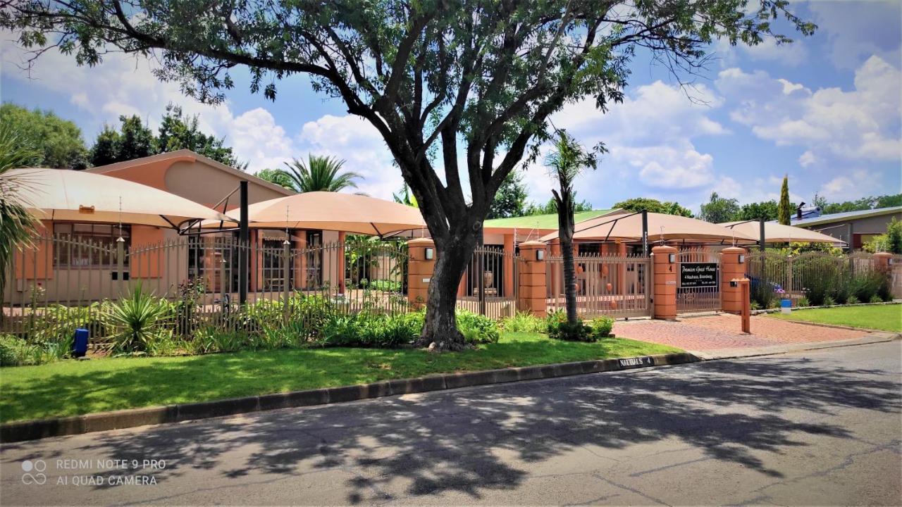 Premiere Guesthouse Bloemfontein Buitenkant foto