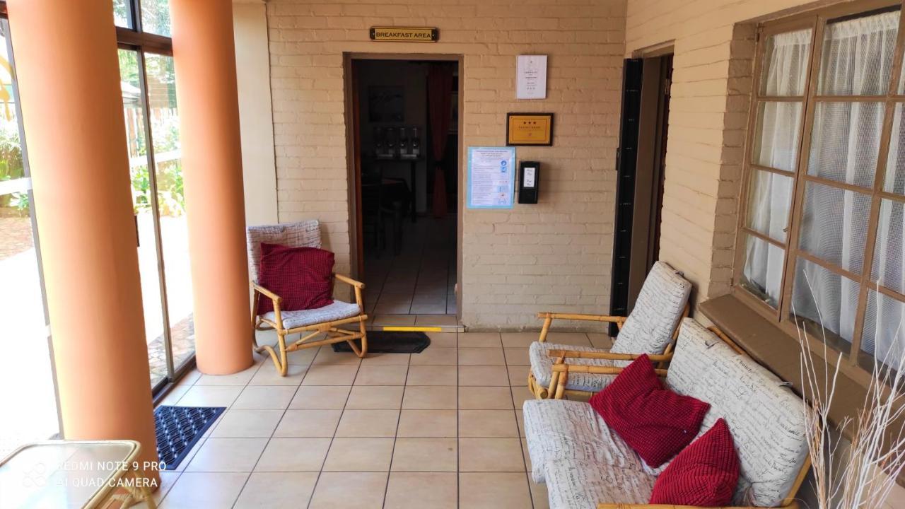 Premiere Guesthouse Bloemfontein Buitenkant foto