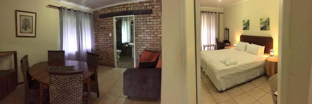 Premiere Guesthouse Bloemfontein Buitenkant foto